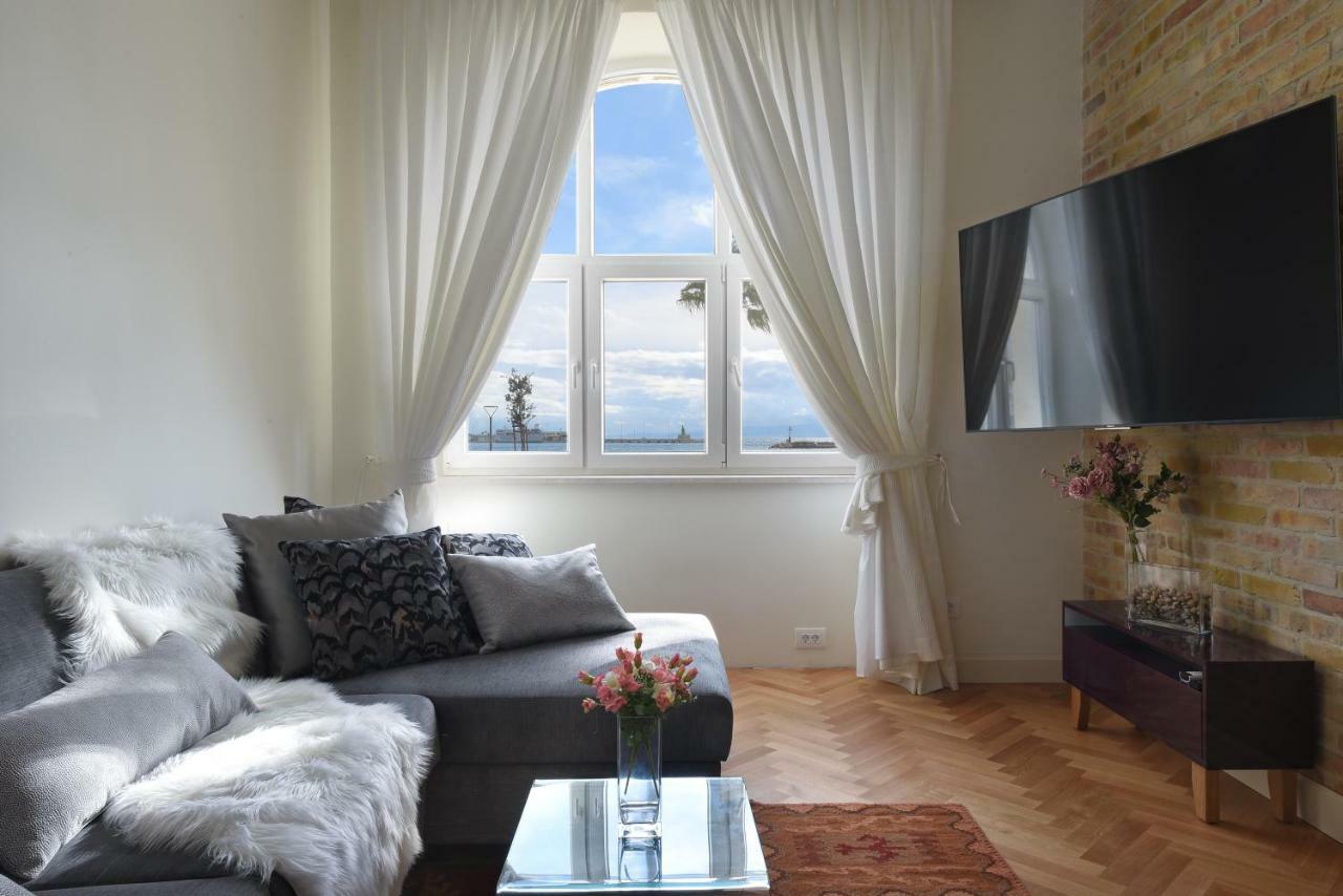 Vista Dal Mare Apartment *